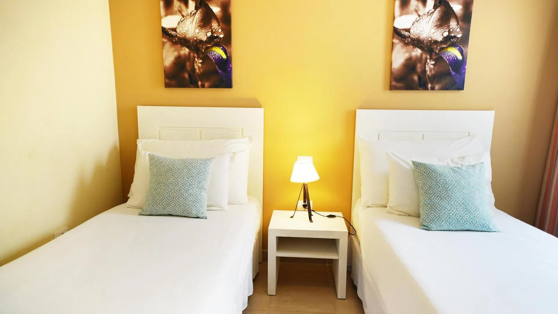 Coral Los Silos - Your Natural Accommodation Choice 0*,